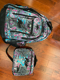 Roots back pack with matching lunch box