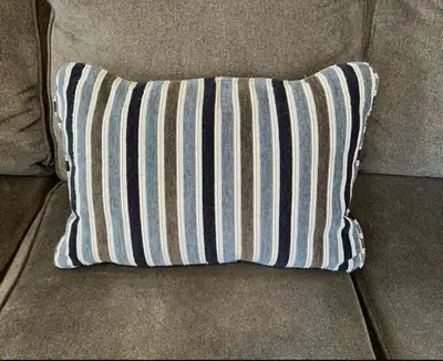 Couch pillows - New , View more
