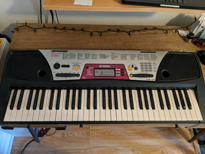 Yamaha Keyboard (PSR 172) for sale  