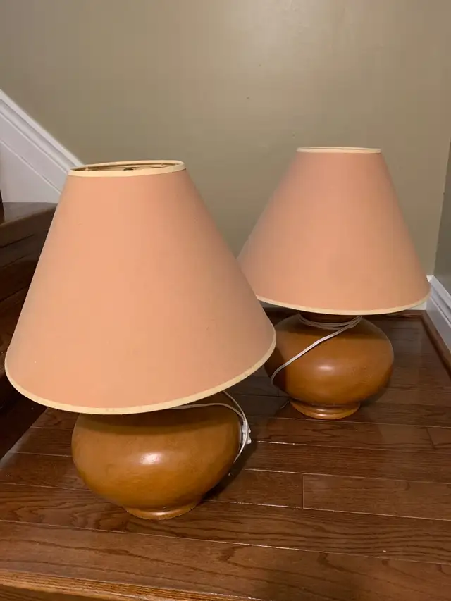 Table lamps set of 2 lamps in Indoor Lighting & Fans in Markham / York Region - Image 2