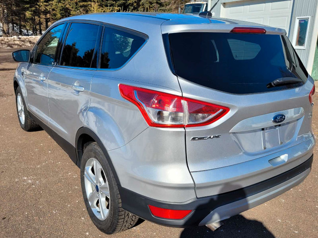2015 Ford Escape SE AWD in Cars & Trucks in Charlottetown - Image 3