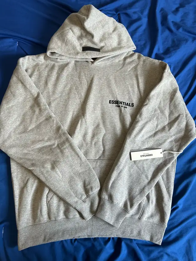 Dark Oatmeal Essentials tracksuit (check description) in Men's in Oshawa / Durham Region - Image 3