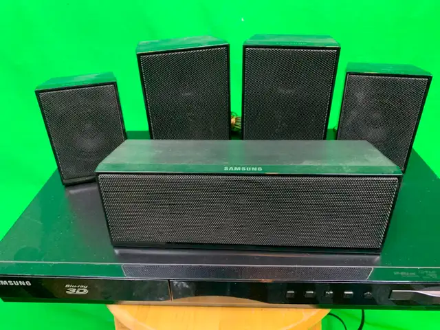 Samsung 5.1CH Blu-Ray Home Entertainment System in CDs, DVDs & Blu-ray in Mississauga / Peel Region - Image 2