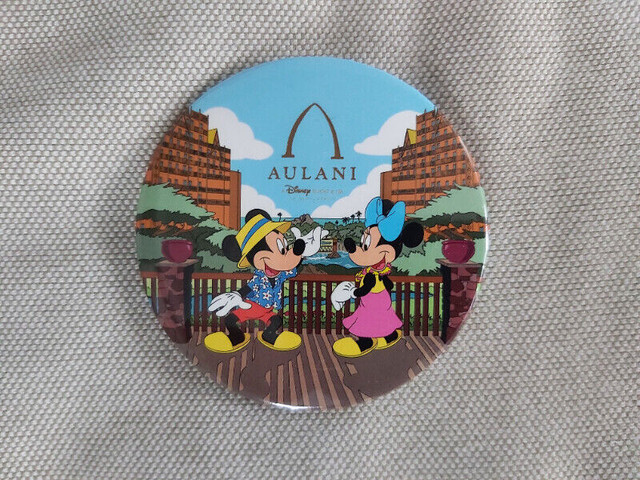 Disney Aulani Hawaii Resort Collectible Badge/Pin in Jewellery & Watches in City of Toronto - Image 2