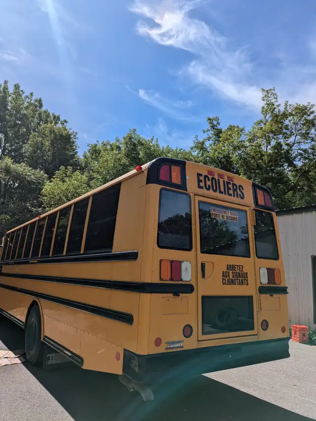 2014 Thomas C2 School Bus64280282447490124