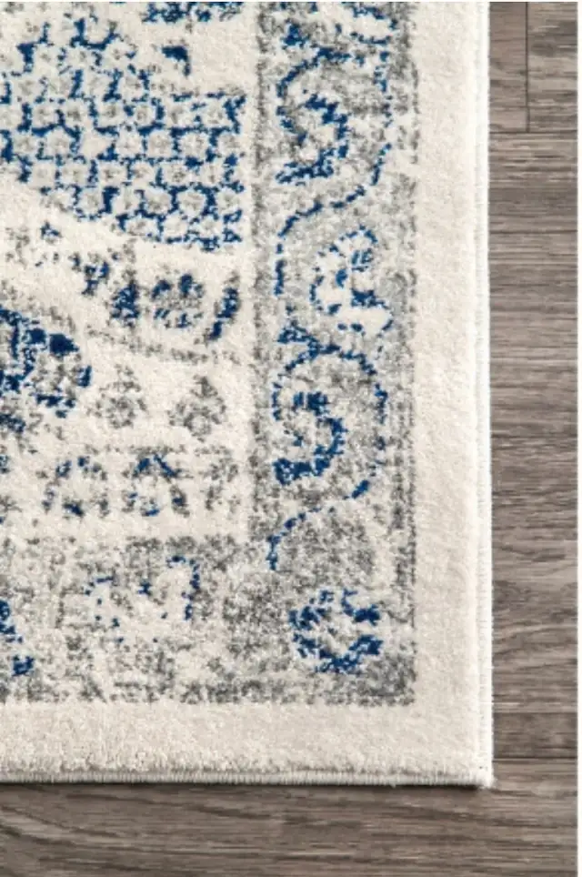 Runner carpet rug in Rugs, Carpets & Runners in Markham / York Region - Image 3