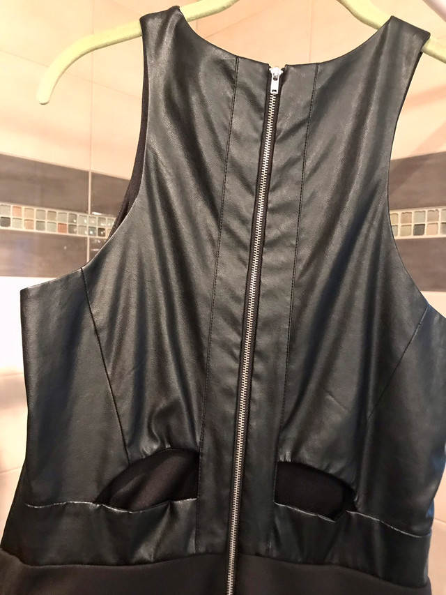 Robe chic en cuir et tissu  dans Femmes - Robes et jupes  à Ville de Québec - Image 4