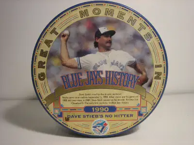 Great moments In Blue Jays History Collectors Cookie Tin . 7 1/4" Dia. x 2 3/4" tall . 1990 Dave Sti...