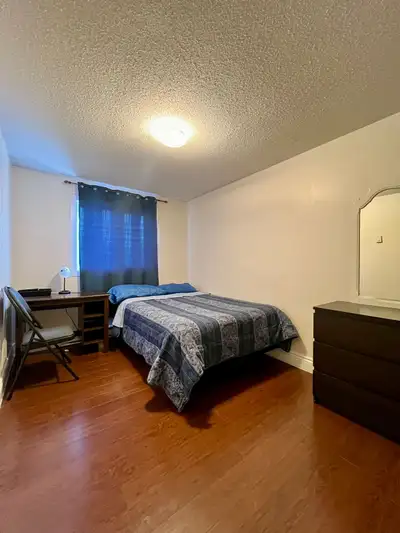 Looking for working professionals. **Males Only** Walkley / Heron Area Available August 1st 2025 **...