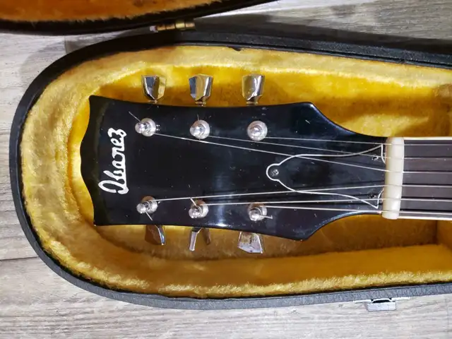 1975 Ibanez les paul, pre-lawsuit era. Original case, great cond in Guitars in Mississauga / Peel Region - Image 3