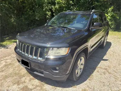 2011 Jeep Grand Cherokee Laredo 4x4 …3.6L automatic. Runs and drives nice. No rust, no dings or dent...