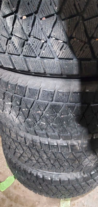 P235/60R18 Bridgestone Blizzak Winter Tires 