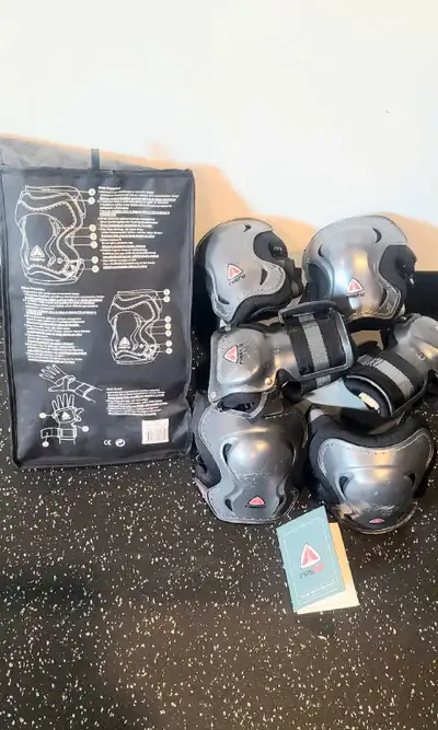 Firefly inline skating protection gear for adults, View more
