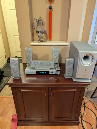 Panasonic 5.1 surround sound system, View more