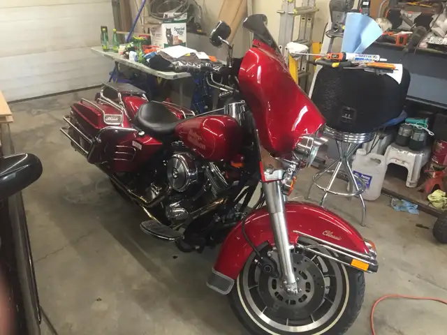1991 Harley Davidson Electra Glide FLHTC in Touring in Calgary - Image 4