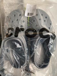 Crocs Men 4/Women 6 Grey New