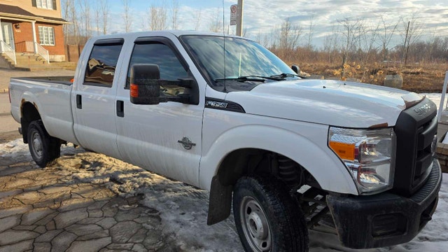 Ford f350 super duty diesel 2016 — photo 2