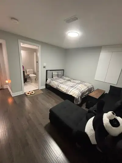 ✅ FURNISHED 1 BEDROOM/1 BATHROOM / LEGAL CITY REGISTERED BASEMENT APARTMENT ROOM (SHARED KITCHEN ACC...