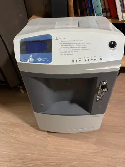 10L Oxygen Concentrator – Like New (Only 44 Hours) – Very Quiet, View more