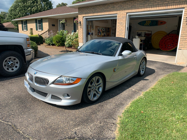 2004 BMW Z4 in Cars & Trucks in Napanee