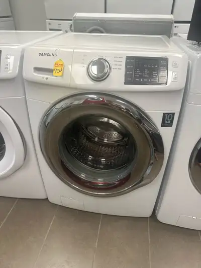 This is a used Samsung washing machine, ready to tackle your laundry needs with its reliable perform...