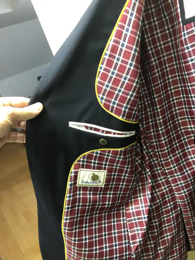 Men’s blazer in Men's in City of Toronto - Image 3