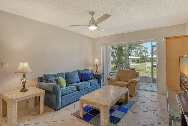 Sarasota 2b now for the 25-26 season in Florida in Canada - Image 3