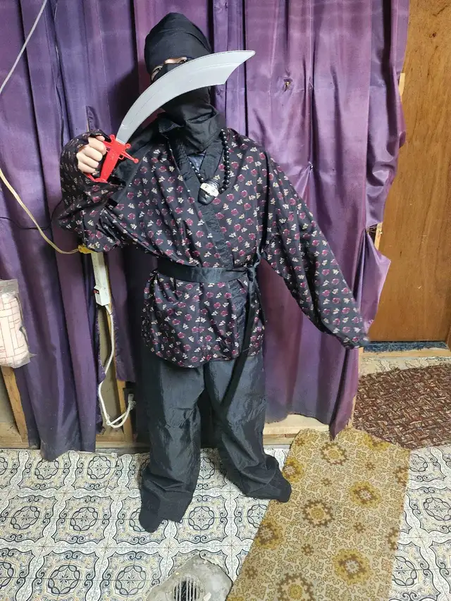 Costume Ninja, medium in Costumes in Sherbrooke - Image 8