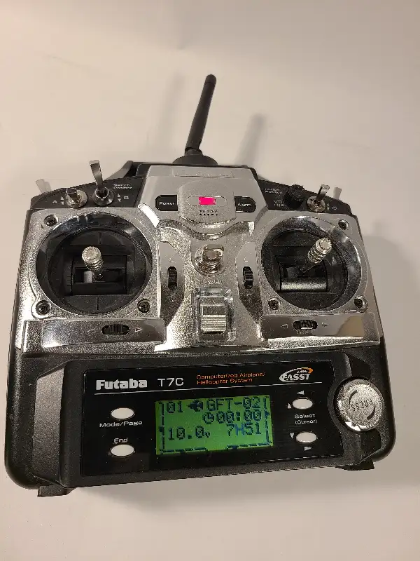 Futaba 7C 7-Channel 2.4GHz FASST Radio control System in Hobbies & Crafts in City of Toronto - Image 4