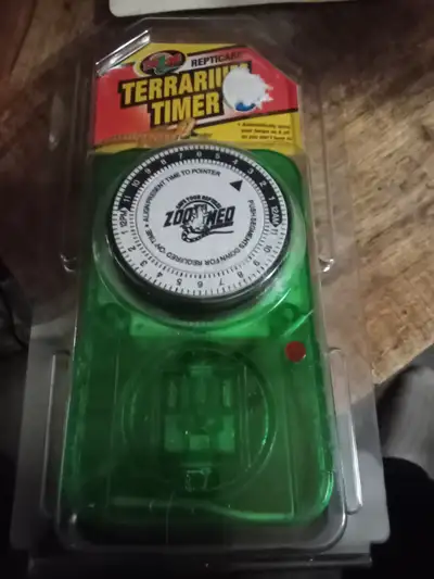 Terrarium timer in box, View more