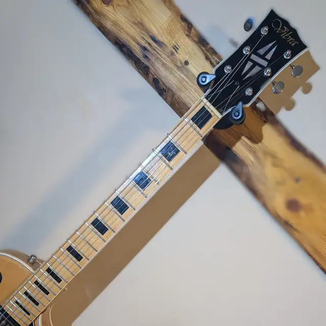 Rare 1970s VIBRA Les Paul Copy - Lawsuit Era - Vintage MIJ in Guitars in Longueuil / South Shore - Image 7