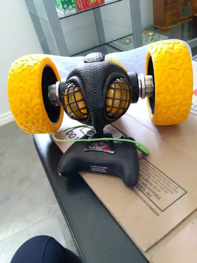 New Bright Tumblebee Remote Control. 360degree . Flips &; Spins. Yellow &;Black. Lights Ups Eyes and...