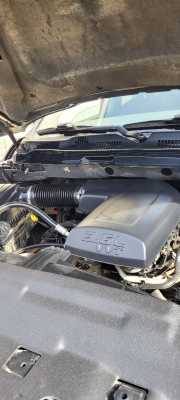 2013 Dodge Ram 1500 V6 for sale in Cars & Trucks in Edmonton - Image 3