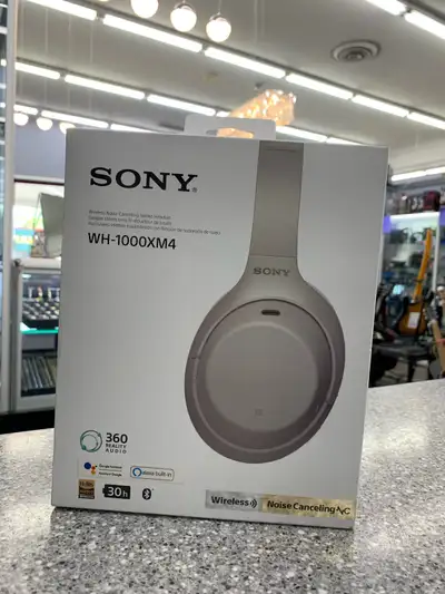 Sony WH-1000XM4 Headphones Item# 1390100 Great working condition Swap Shop 416-701-1701 WE BUY GOLD...
