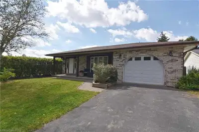 Whole house also available with total 5 bedrooms, 2 washroom, huge family room, 2 fridge, 2 laundry,...