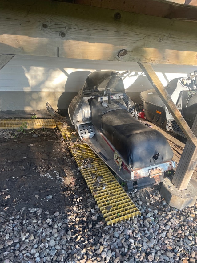 Old snowmobiles Snowmobiles Lloydminster Kijiji