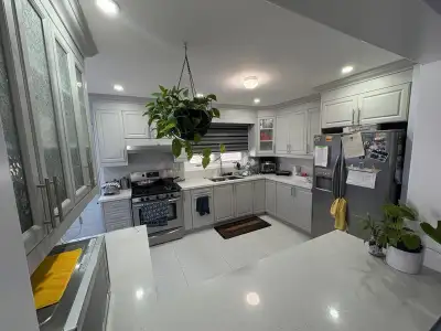 NEW Legal basement of 2 BEDROOM and 1 WASHROOM SEPARATE ENTRANCE AVAILABLE NEAR BELLCHASE AND HWY 50...