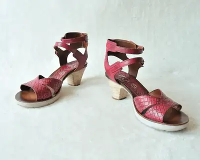 Sandals w/Leather Ankle Straps & 2.75” Heels - Size 7, View more