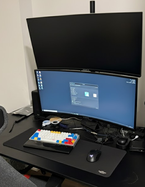 Gigabyte G34WQC Ultrawide 1440p 144Hz Gaming Monitor in Monitors in Ottawa - Image 3