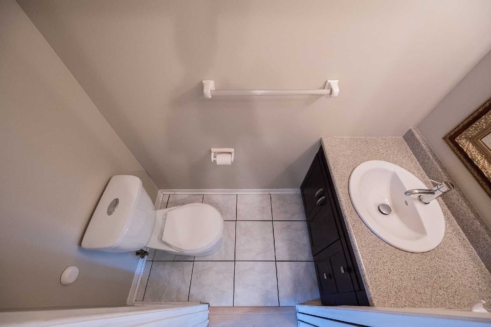 Maison de Ville à Louer DDO 3