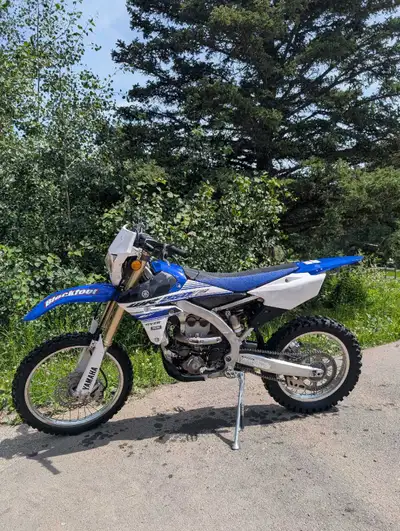 Yamaha WR250F Low km EFI, electric and kick starts. Runs perfect.