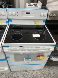 New GE white glass top stove on sale 1 year warranty 