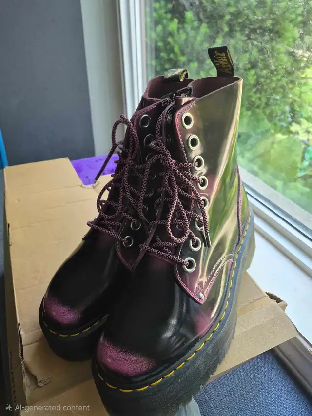 Dr. Martens Arcadia Jadon Max Fondant Pink - Brand New Size 10 in Women's - Shoes in Mississauga / Peel Region - Image 4