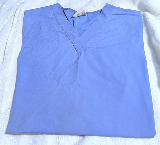 Scrub Tops and Bottoms in Men's in City of Toronto - Image 7