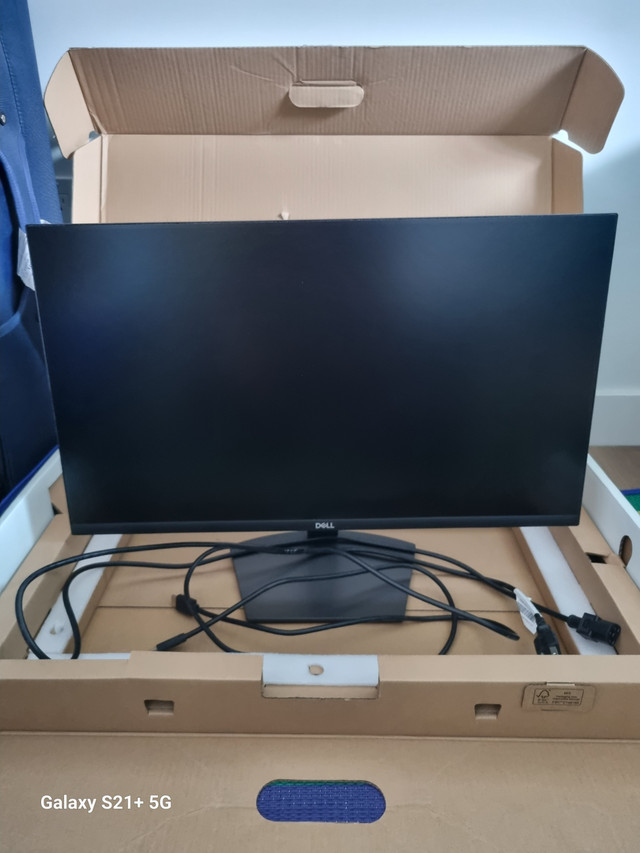 Dell 27 Inch Monitor (S2721NX) in Monitors in Calgary - Image 2