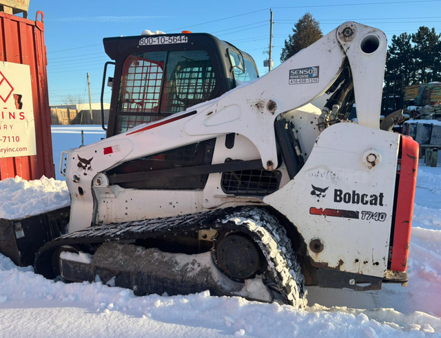 Skid Steer Rental – Bobcat T740 & Takeuchi TS70V in Brick, Masonry & Concrete in Oshawa / Durham Region - Image 3