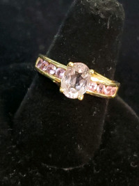 10K Yellow Gold Amethyst and Pink Topaz Ring Size 7.