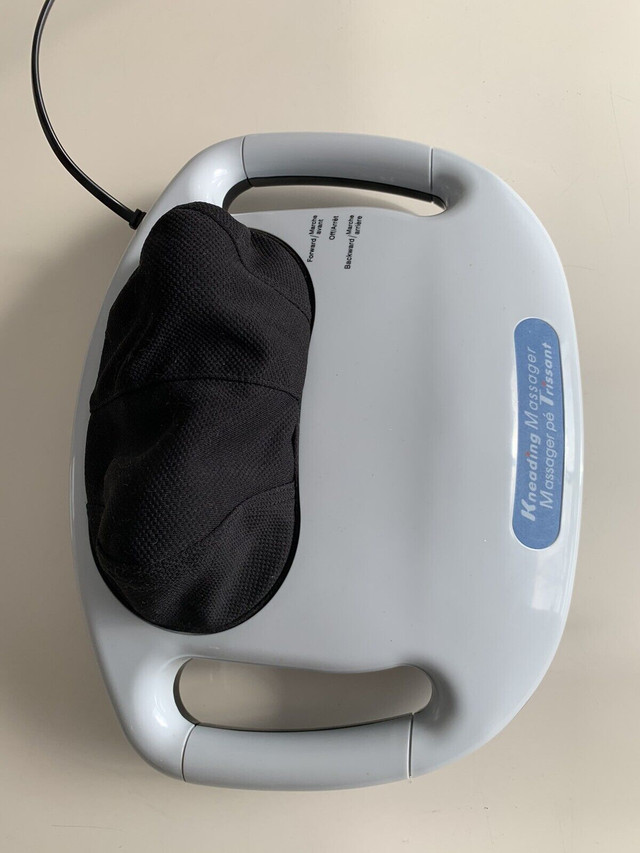 Neck and back massager in Health & Special Needs in Markham / York Region