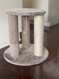 Scratching post 