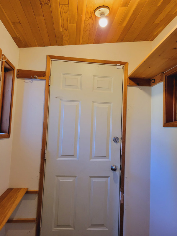 House for rent 2275 for 3 br house ( spacious/large backyard) Long